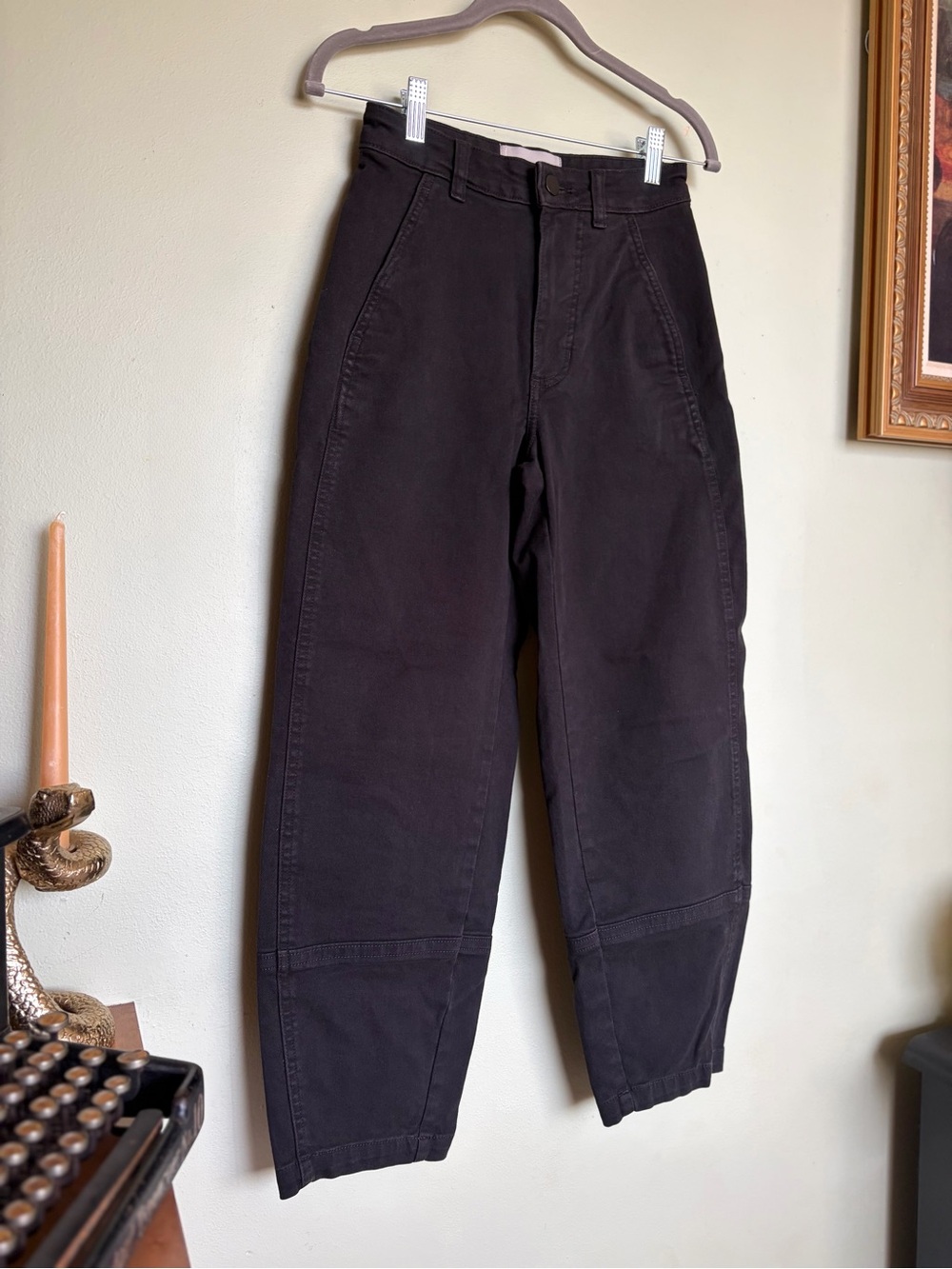 Everlane Women’s’ Barrel Leg Cargo Utility Black Denim Jeans Size 00 Minimalist - Picture 3 of 16